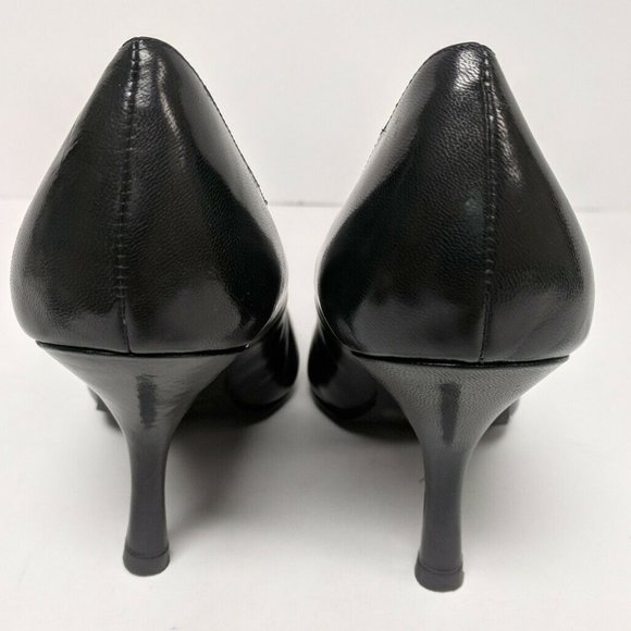 Chinese Laundry Women's 'Yanni' Leather Pumps - Picture 4 of 4